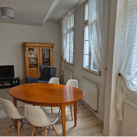 1 Im Ehemaligen Geschenkehaus * Monschau