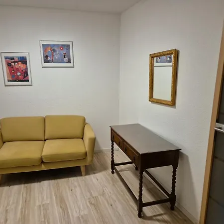 1 Im Ehemaligen Geschenkehaus Apartment Monschau